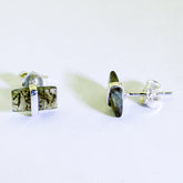 Violet Minimalist Stud Earrings in Elegant Design